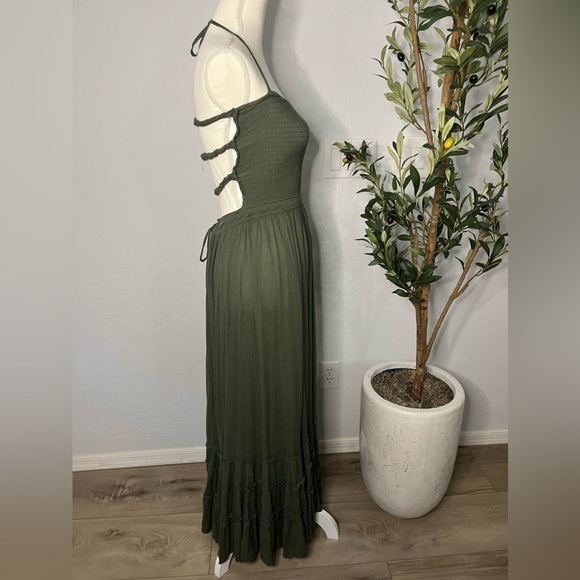 Olive Green Maxi Halter Dress - Picture 8 of 8